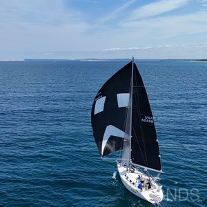Black Sail Boat 4